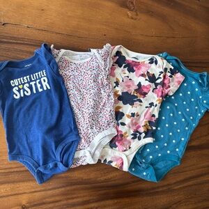 Baby Girl Short Sleeve Bodysuits Blue Tones Set of 4 Size 18M
